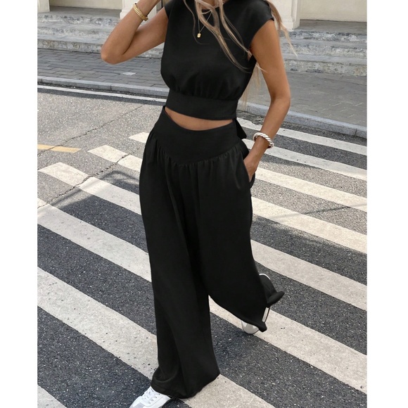 Solid Tie Back Scoop Neck Crop Top Wide Leg Pants Set - Picture 3 of 8